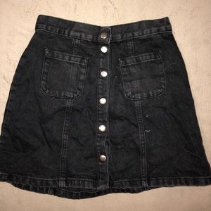 urban outfitters black denim skirt